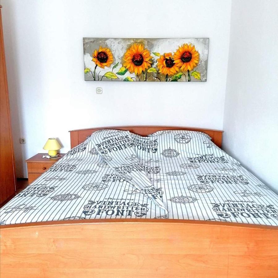 Apartmani Adriatic Rogoznica  Kültér fotó