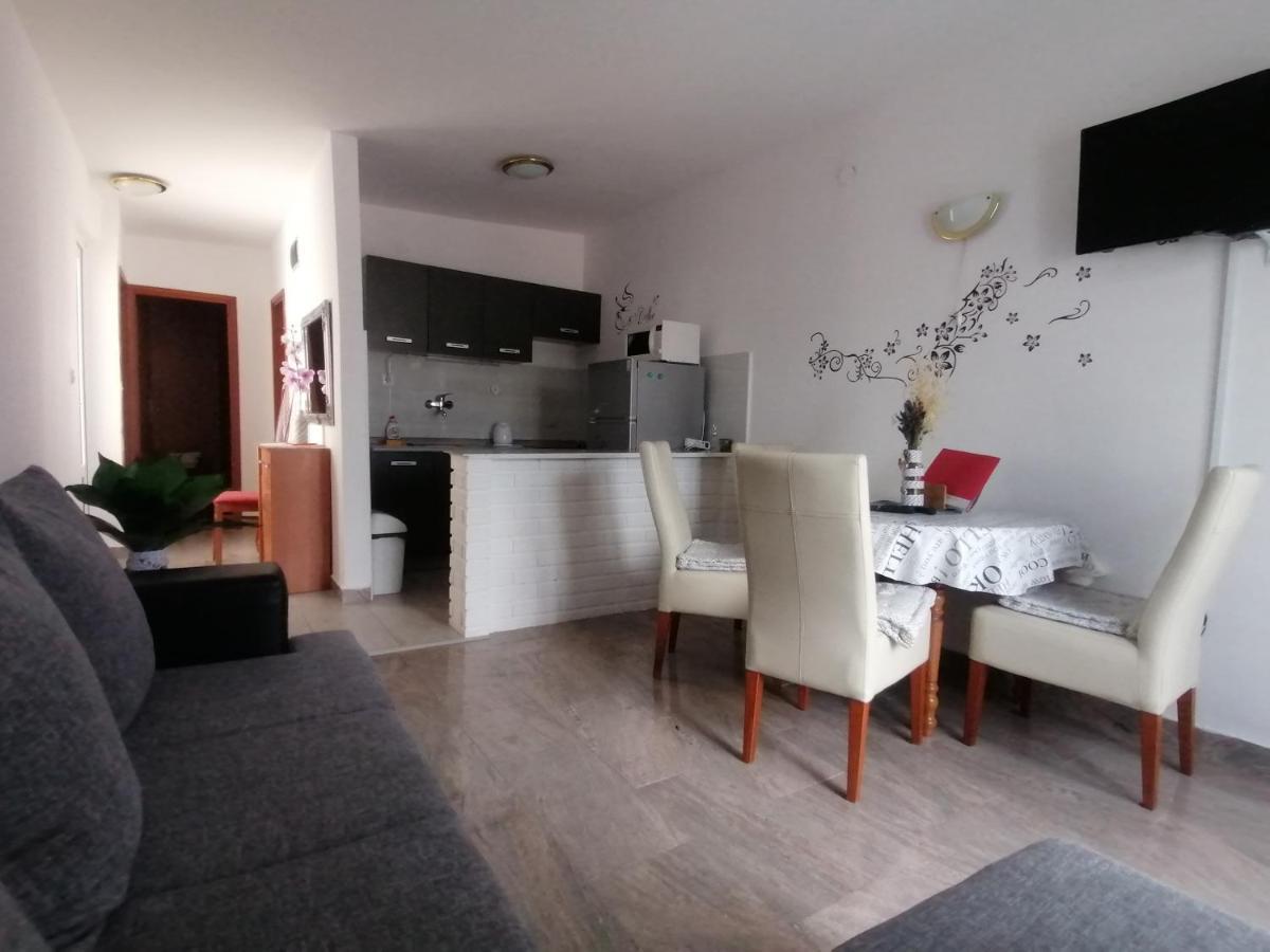 Apartmani Adriatic Rogoznica  Kültér fotó