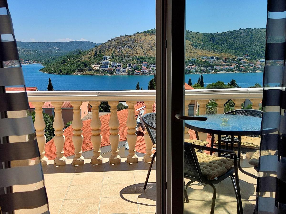 Apartmani Adriatic Rogoznica  Kültér fotó