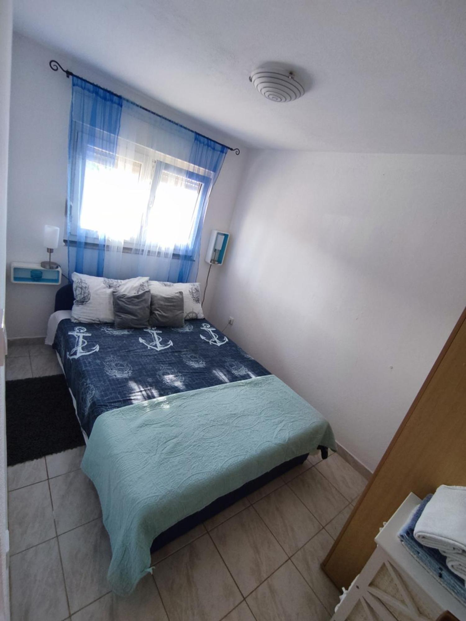 Apartmani Adriatic Rogoznica  Szoba fotó