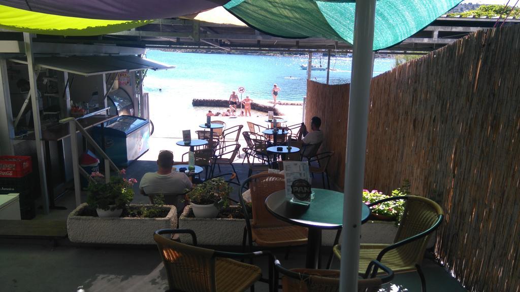 Apartmani Adriatic Rogoznica  Kültér fotó