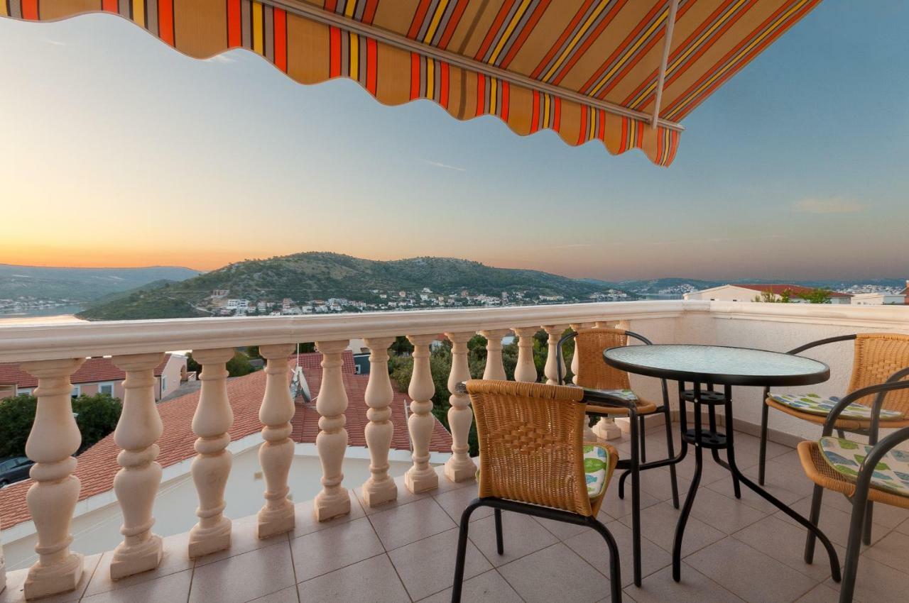 Apartmani Adriatic Rogoznica  Kültér fotó